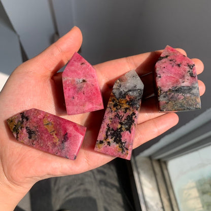 Petites Tours en Rhodonite